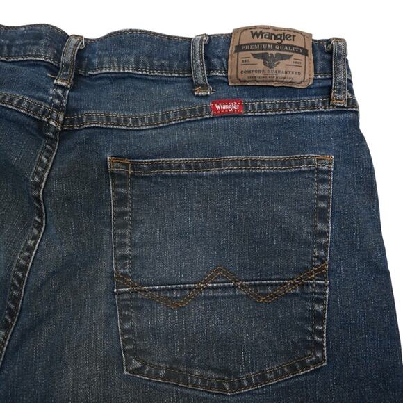 Wrangler Athletic Fit Jeans Mens 34x32 Dark Wash - Picture 7 of 11